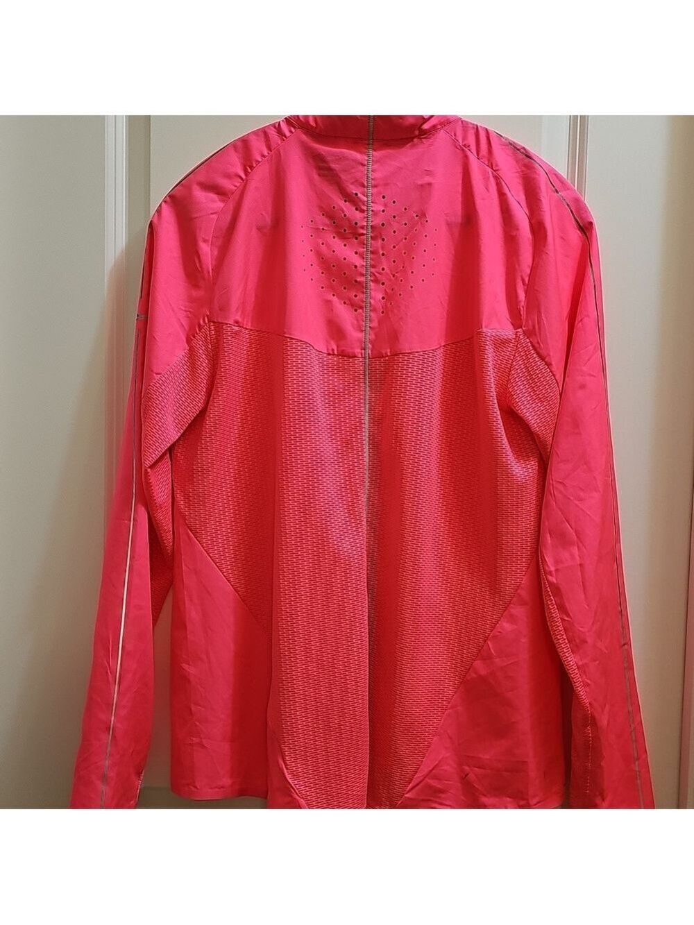 Saucony Runshield full zip jacket - Picture 5 of 10